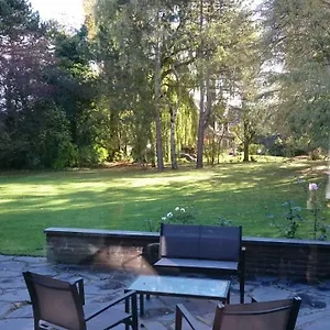 La Belle Monsoise Couette-café